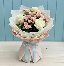 Букет цветов из:  Розы в Нальчике
